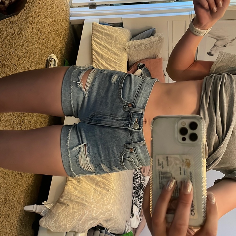 AERO mom shorts